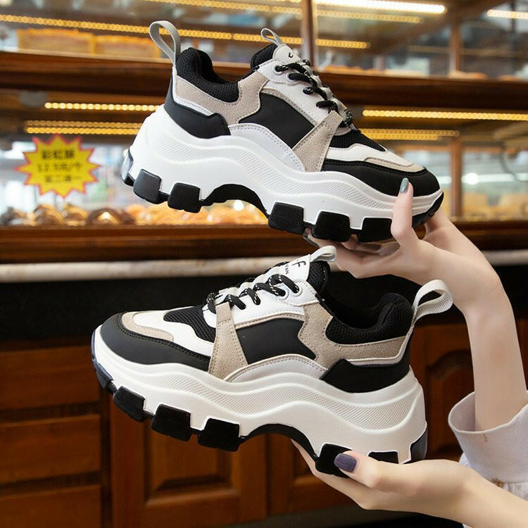 Trendy platform daddy shoes in black and white with chunky sole and stylish design for casual wear