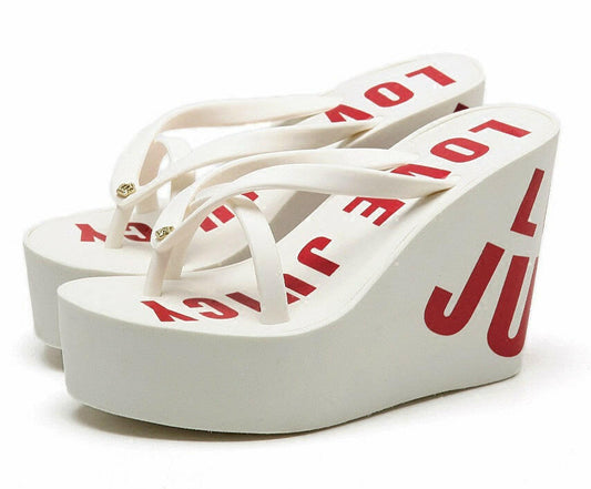 Stylish non-slip summer sandals for women with platform design and trendy color scheme